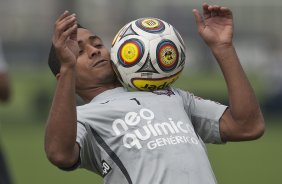 Jorge Henrique durante o treino do Corinthians realizado esta tarde no CT Joaquim Grava, Parque Ecológico do Tiete. O time se prepara para o jogo contra o São Caetano, domingo dia 10/04/2011, no estádio do Pacaembu, pela 18ª rodada do Campeonato Paulista 2011