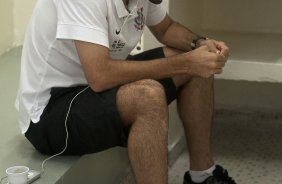 Danilo nos vestiários antes da partida entre Corinthians x São Caetano, realizada esta tarde no estádio do Pacaembu, pela 18ª rodada do Campeonato Paulista 2011