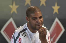 O atacante Adriano faz seu primeiro treino no Corinthians esta manhã no CT Joaquim Grava, no Parque Ecológico do Tiete. O time se prepara para o jogo contra o Santo André, domingo dia 17/04/2011, no estádio Bruno José Daniel, pela 19ª rodada, a última, do Campeonato Paulista 2011