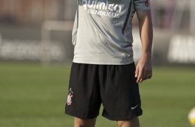 Bruno Cesar durante treino do Corinthians esta tarde no CT Joaquim Grava, no Parque Ecolgico do Tiete. O time se prepara para o jogo contra o Oeste de Itpolis, dia 23/04,  noite, no estdio do Pacaembu, pelas quartas de final do Campeonato Paulista 2011