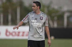 Chico durante treino do Corinthians esta tarde no CT Joaquim Grava, no Parque Ecolgico do Tiete. O time se prepara para o jogo contra o Oeste de Itpolis, dia 23/04,  noite, no estdio do Pacaembu, pelas quartas de final do Campeonato Paulista 2011