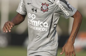 Liedson durante treino do Corinthians esta tarde no CT Joaquim Grava, no Parque Ecolgico do Tiete. O time se prepara para o jogo contra o Oeste de Itpolis, dia 23/04,  noite, no estdio do Pacaembu, pelas quartas de final do Campeonato Paulista 2011