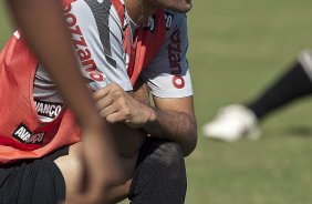 Dentinho durante treino do Corinthians esta manh no CT Joaquim Grava, no Parque Ecolgico do Tiete. O time se prepara para o jogo contra o Oeste de Itpolis, amanh dia 23/04,  noite, no estdio do Pacaembu, pelas quartas de final do Campeonato Paulista 2011