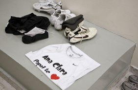 Armario de Alessandro nos vestiários antes da partida entre Palmeiras x Corinthians, realizada esta tarde no estádio do Pacaembu, pelas semifinais do Campeonato Paulista de 2011