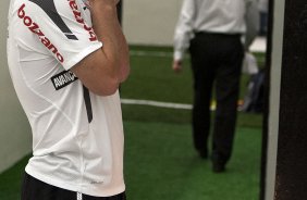 Bruno Cesar nos vestiários antes da partida entre Palmeiras x Corinthians, realizada esta tarde no estádio do Pacaembu, pelas semifinais do Campeonato Paulista de 2011