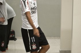 Dentinho nos vestiários antes da partida entre Palmeiras x Corinthians, realizada esta tarde no estádio do Pacaembu, pelas semifinais do Campeonato Paulista de 2011