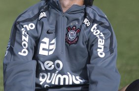 Willian durante treino do Corinthians esta manh no CT Joaquim Grava, Parque Ecolgico do Tiete. O time se prepara para o jogo contra o Santos, domingo, dia 08/05,  tarde, no estdio do Pacaembu, primeiro jogo das finais do Campeonato Paulista 2011