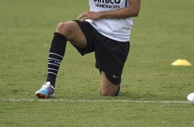 Dentinho durante treino do Corinthians esta manh no CT Joaquim Grava, Parque Ecolgico do Tiete. O time se prepara para o jogo contra o Santos, amanh, domingo, dia 08/05,  tarde, no estdio do Pacaembu, primeiro jogo das finais do Campeonato Paulista 2011