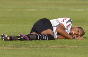 Liedson durante o treino do Corinthians realizado esta tarde no CT Joaquim Grava, no Parque Ecológico do Tiete. O time se prepara para o jogo contra o Santos, domingo a tarde, dia 15/05, na Vila Belmiro, em Santos, decisão do Campeonato Paulista 2011