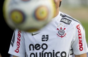 Willian durante o treino do Corinthians realizado esta tarde no CT Joaquim Grava, no Parque Ecológico do Tiete. O time se prepara para o jogo contra o Santos, domingo a tarde, dia 15/05, na Vila Belmiro, em Santos, decisão do Campeonato Paulista 2011