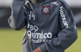 Liedson durante treino do Corinthians esta tarde no CT Joaquim Grava, no Parque Ecolgico do Tiete. O time se prepara para o jogo contra o Grmio, domingo a tarde, dia 22/05, no estdio Olmpico, em Porto Alegre, pela 1 rodada do Brasileiro 2011
