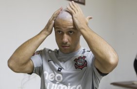 Alessandro nos vestiários antes da partida entre Corinthians x Coritiba, realizada esta tarde no estádio da Fonte, em Araraquara/SP, segunda rodada do Campeonato Brasileiro de 2011