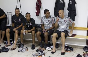 Jogadores nos vestirios antes da partida entre Corinthians x Coritiba, realizada esta tarde no estdio da Fonte, em Araraquara/SP, segunda rodada do Campeonato Brasileiro de 2011