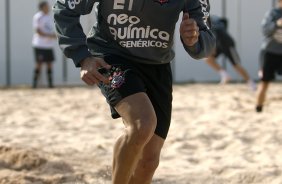 Alex durante treino do Corinthians esta manh no CT Joaquim Grava, no Parque Ecolgico do Tiete. O time se prepara para o jogo contra o Flamengo, dia 05/06, domingo a tarde, no estdio do Engenho, pela 3 rodada do Brasileiro 2011