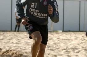 Alex durante treino do Corinthians esta manh no CT Joaquim Grava, no Parque Ecolgico do Tiete. O time se prepara para o jogo contra o Flamengo, dia 05/06, domingo a tarde, no estdio do Engenho, pela 3 rodada do Brasileiro 2011