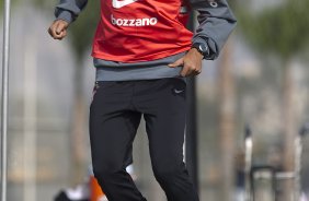 Wallace durante treino do Corinthians esta manh no CT Joaquim Grava, no Parque Ecolgico do Tiete. O time se prepara para o jogo contra o Flamengo, dia 05/06, domingo a tarde, no estdio do Engenho, pela 3 rodada do Brasileiro 2011