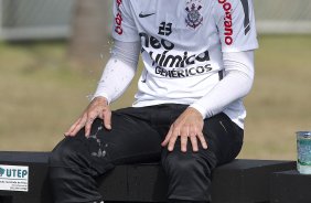 Willian durante treino do Corinthians esta manh no CT Joaquim Grava, no Parque Ecolgico do Tiete. O time se prepara para o jogo contra o Flamengo, dia 05/06, domingo a tarde, no estdio do Engenho, pela 3 rodada do Brasileiro 2011