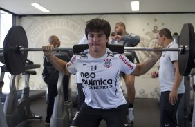 Willian durante treino do Corinthians esta manh no CT Joaquim Grava, no Parque Ecolgico do Tiete. O time se prepara para o jogo contra o Fluminense, dia 12/06, domingo a tarde, no estdio do Pacaembu, pela 4 rodada do Brasileiro 2011