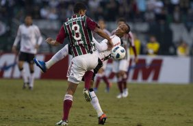 Gum e Liedson durante a partida entre Corinthians x Fluminense, realizada esta tarde no estdio do Pacaembu, pela 4 rodada do Campeonato Brasileiro de 2011