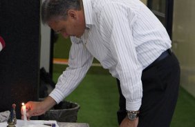 Tite nos vestiários antes da partida entre Corinthians x Fluminense, realizada esta tarde no estádio do Pacaembu, pela 4ª rodada do Campeonato Brasileiro de 2011