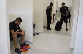 Leandro Castán(e) nos vestiários antes da partida entre Corinthians x São Paulo, realizada esta tarde no estádio do Pacaembu, pela 6ª rodada do Campeonato Brasileiro de 2011