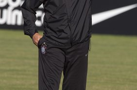 Tite durante o treino do Corinthians que aconteceu esta tarde no CT Joaquim Grava, no Parque Ecolgico do Tiete. O time se prepara para o jogo contra o Bahia/BA, amanh, quarta-feira, dia 29/06, no estdio Roberto Santos, o Pituacu, em Salvador, pela 7 rodada do Brasileiro 2011