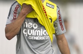 Alex durante o treino do Corinthians que aconteceu esta manhã no CT Joaquim Grava, no Parque Ecológico do Tiete. O time se prepara para o jogo contra o Vasco da Gama, dia 06/07, quarta-feira, a noite, no estádio do Pacaembu, pela 8ª rodada do Brasileirão 2011