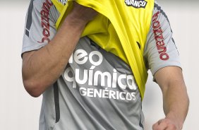 Alex durante o treino do Corinthians que aconteceu esta manhã no CT Joaquim Grava, no Parque Ecológico do Tiete. O time se prepara para o jogo contra o Vasco da Gama, dia 06/07, quarta-feira, a noite, no estádio do Pacaembu, pela 8ª rodada do Brasileirão 2011