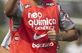 Danilo durante o treino do Corinthians que aconteceu esta manhã no CT Joaquim Grava, no Parque Ecológico do Tiete. O time se prepara para o jogo contra o Vasco da Gama, dia 06/07, quarta-feira, a noite, no estádio do Pacaembu, pela 8ª rodada do Brasileirão 2011