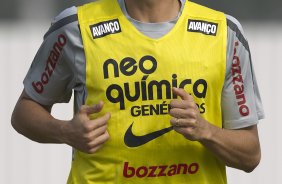 Leandro Castán durante o treino do Corinthians que aconteceu esta manhã no CT Joaquim Grava, no Parque Ecológico do Tiete. O time se prepara para o jogo contra o Vasco da Gama, dia 06/07, quarta-feira, a noite, no estádio do Pacaembu, pela 8ª rodada do Brasileirão 2011
