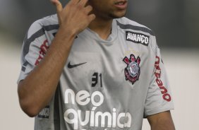 Welder durante o treino do Corinthians que aconteceu esta manh no CT Joaquim Grava, no Parque Ecolgico do Tiete. O time se prepara para o jogo contra o Vasco da Gama, dia 06/07, quarta-feira, a noite, no estdio do Pacaembu, pela 8 rodada do Brasileiro 2011