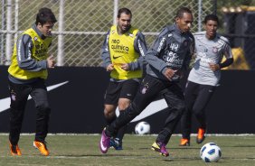 Nene Bonilha; Danilo; Liedson e Paulinho durante o treino do Corinthians que aconteceu esta manh no CT Joaquim Grava, no Parque Ecolgico do Tiete. O time se prepara para o jogo contra o Atltico-GO, dia 10/07, domingo a tarde, no estdio Serra Dourada, pela 9 rodada do Brasileiro 2011