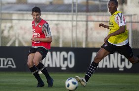 Alex(e) durante o treino do Corinthians que aconteceu esta tarde no CT Joaquim Grava, no Parque Ecolgico do Tiete. O time se prepara para o jogo contra o Cruzeiro, domingo a tarde, dia 24/07, no estdio do Pacaembu, pela 11 rodada do Brasileiro 2011