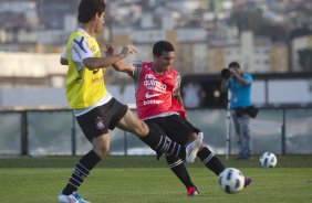 Ramon durante o treino do Corinthians que aconteceu esta tarde no CT Joaquim Grava, no Parque Ecolgico do Tiete. O time se prepara para o jogo contra o Cruzeiro, domingo a tarde, dia 24/07, no estdio do Pacaembu, pela 11 rodada do Brasileiro 2011