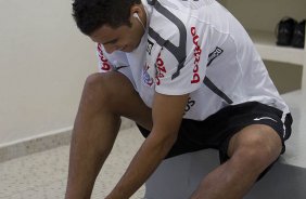 Welder nos vestiários antes da partida entre Corinthians x Cruzeiro, realizada esta tarde no estádio do Pacaembu, pela 11ª rodada do Campeonato Brasileiro de 2011
