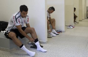 Welder nos vestiários antes da partida entre Corinthians x Cruzeiro, realizada esta tarde no estádio do Pacaembu, pela 11ª rodada do Campeonato Brasileiro de 2011