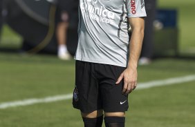 Willian durante o treino do Corinthians esta manh no CT Joaquim Grava, no Parque Ecolgico do Tiete. O time se prepara para o jogo contra o Ava, domingo a tarde, dia 31/07, no estdio da Ressacada, pela 13 rodada do Brasileiro 2011