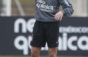 Alex durante o treino do Corinthians esta manh no CT Joaquim Grava, no Parque Ecolgico do Tiete. O time se prepara para o jogo contra o Ava, amanh domingo a tarde, dia 31/07, no estdio da Ressacada, pela 13 rodada do Brasileiro 2011