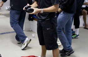 Alex nos vestiários antes da partida entre Avaí x Corinthians realizada esta tarde no estádio da Ressacada em Florianopolis/SC, pela 13ª rodada do Campeonato Brasileiro de 2011