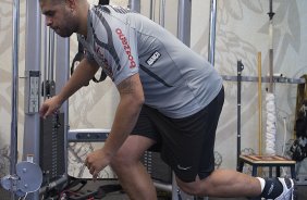 Adriano durante o treino do Corinthians esta tarde no CT Joaquim Grava, no Parque Ecolgico do Tiete. O time se prepara para o jogo contra o Amrica-MG, amanh quarta-feira a noite, dia 03/08, no estdio do Pacaembu, pela 14 rodada do Brasileiro 2011