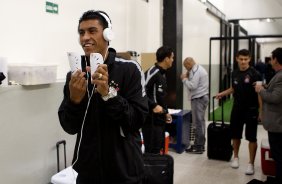 Paulinho nos vestirios ants da partida entre Corinthians x Amrica-MG, realizada esta noite no estdio do Pacaembu, 14 rodada do Campeonato Brasileiro de 2011