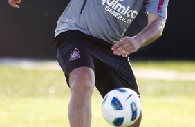 Adriano durante o treino do Corinthians esta tarde no CT Joaquim Grava, no Parque Ecolgico do Tiete. O time se prepara para o jogo contra o Cear, domingo a tarde, dia 14/08, no estdio do Pacaembu, pela 16 rodada do Brasileiro 2011