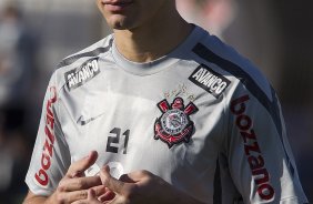 Alex durante o treino do Corinthians esta tarde no CT Joaquim Grava, no Parque Ecolgico do Tiete. O time se prepara para o jogo contra o Cear, domingo a tarde, dia 14/08, no estdio do Pacaembu, pela 16 rodada do Brasileiro 2011