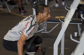 Liedson durante o treino do Corinthians esta tarde no CT Joaquim Grava, no Parque Ecolgico do Tiete. O time se prepara para o jogo contra o Cear, domingo a tarde, dia 14/08, no estdio do Pacaembu, pela 16 rodada do Brasileiro 2011