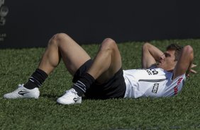 Alex durante o treino do Corinthians esta manh no CT Joaquim Grava, no Parque Ecolgico do Tiete. O time se prepara para o jogo contra o Coritiba, amanh, dia 04/09, domingo a tarde, no estdio Couto Pereira, vlida pela 21 rodada do Brasileiro 2011