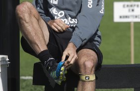 Danilo durante o treino do Corinthians esta manh no CT Joaquim Grava, no Parque Ecolgico do Tiete. O time se prepara para o jogo contra o Coritiba, amanh, dia 04/09, domingo a tarde, no estdio Couto Pereira, vlida pela 21 rodada do Brasileiro 2011