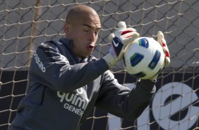 Julio Cesar durante o treino do Corinthians esta manh no CT Joaquim Grava, no Parque Ecolgico do Tiete. O time se prepara para o jogo contra o Coritiba, amanh, dia 04/09, domingo a tarde, no estdio Couto Pereira, vlida pela 21 rodada do Brasileiro 2011