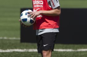 Alex durante o treino do Corinthians esta manhã no CT Joaquim Grava, no Parque Ecológico do Tiete. O time se prepara para o jogo contra o Flamengo, quinta-feira a noite, dia 08/09, no estádio do Pacaembu, válida pela 22ª rodada do Brasileirão 2011