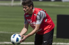 Alex durante o treino do Corinthians esta manhã no CT Joaquim Grava, no Parque Ecológico do Tiete. O time se prepara para o jogo contra o Flamengo, quinta-feira a noite, dia 08/09, no estádio do Pacaembu, válida pela 22ª rodada do Brasileirão 2011
