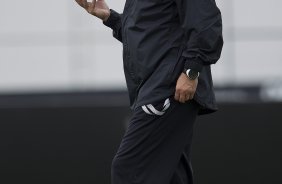 Tite durante o treino do Corinthians, esta manh no CT Joaquim Grava, no Parque Ecolgico do Tiete, que serviu como preparao para o jogo contra o Fluminense, amanh, dia 11/09, domingo a tarde, no Engenho, vlida pela 23 rodada do Brasileiro 2011